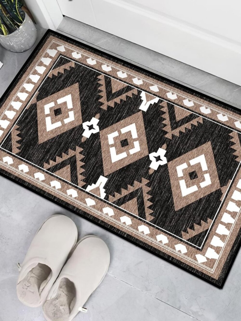 Western Entryway Rug 2x3 Southwestern Aztec Black-White-Brown Area Rug